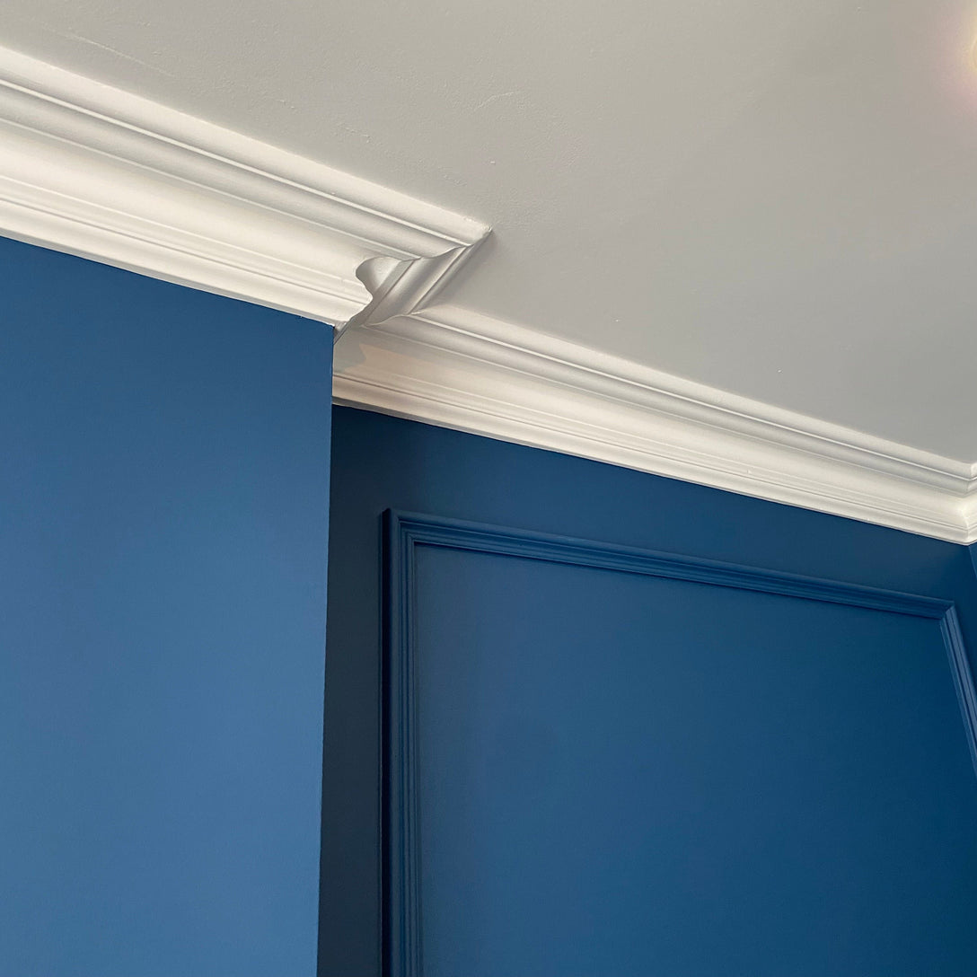 Small Victorian Swan Neck Cornice SPC070 Drop 80mm