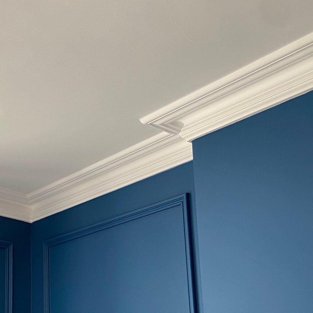 Small Victorian Swan Neck Cornice SPC070 Drop 80mm
