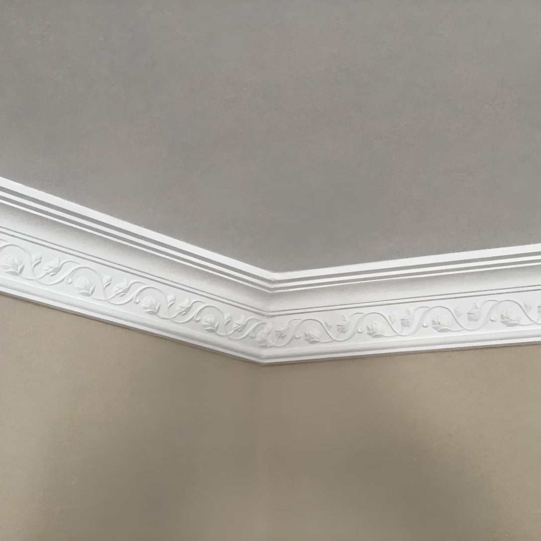 corner section of 100mm plaster coving