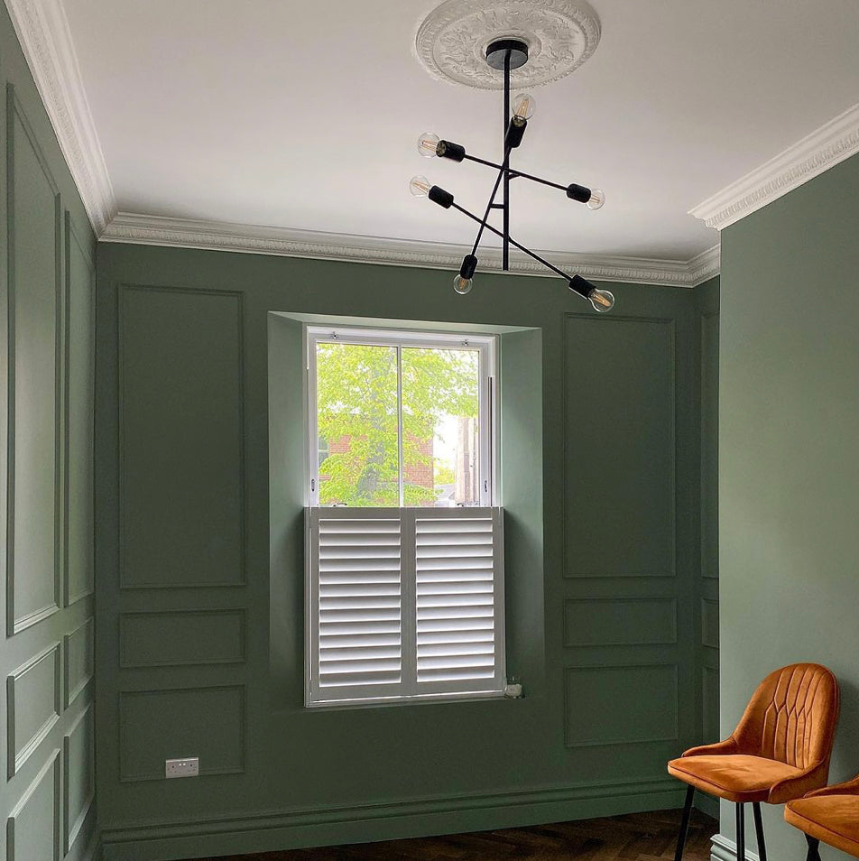 Egg & Dart coving displayed above window