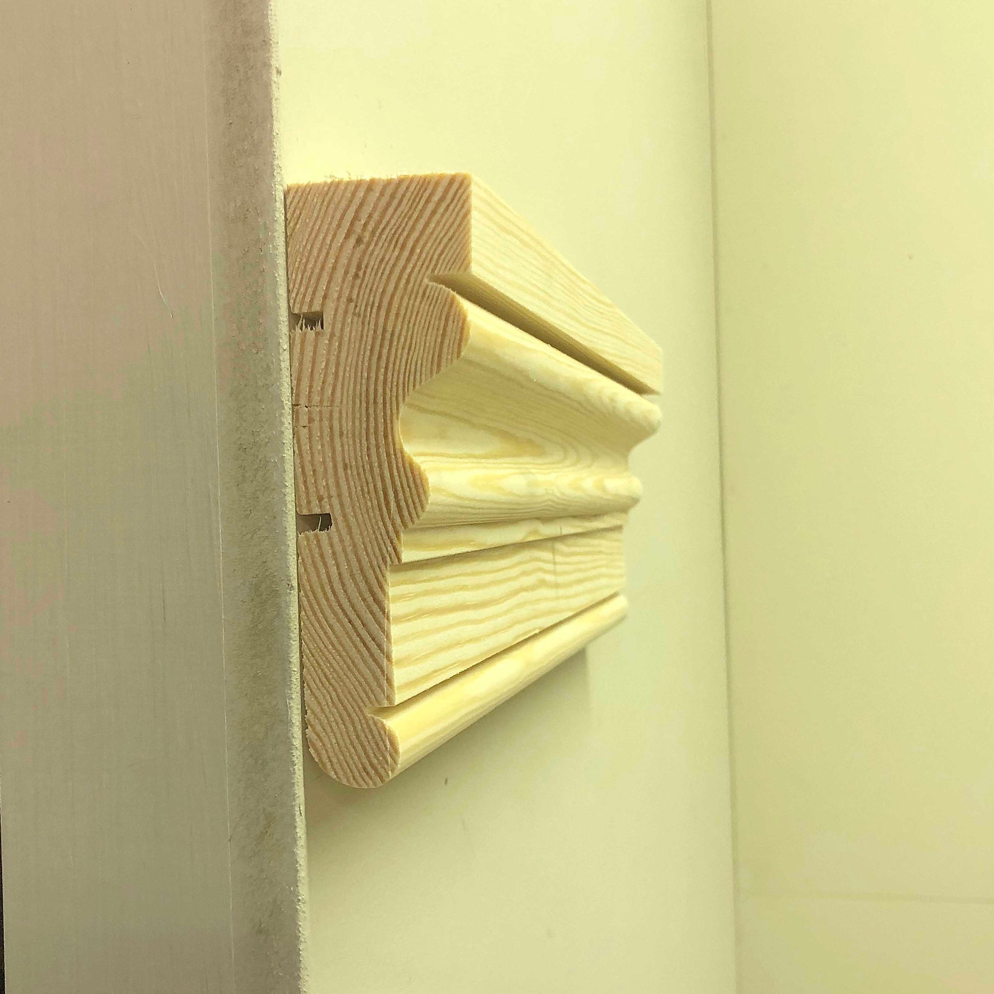 side view showing Victorian Timber Architrave 105mm x 32mm