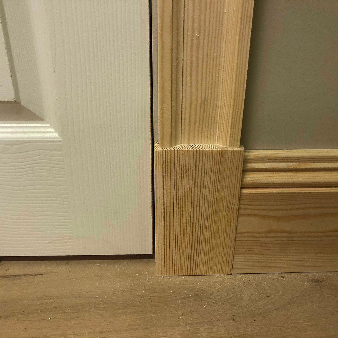 detailed image of Victorian Timber Architrave joining with skirting board - 20mm x 91mm 