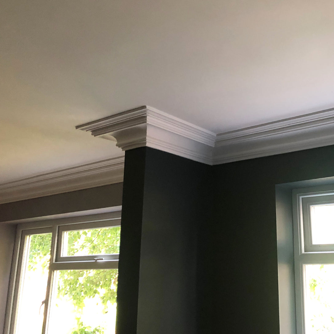 complex section of Swan Neck Plaster Coving shown in green room 125mm