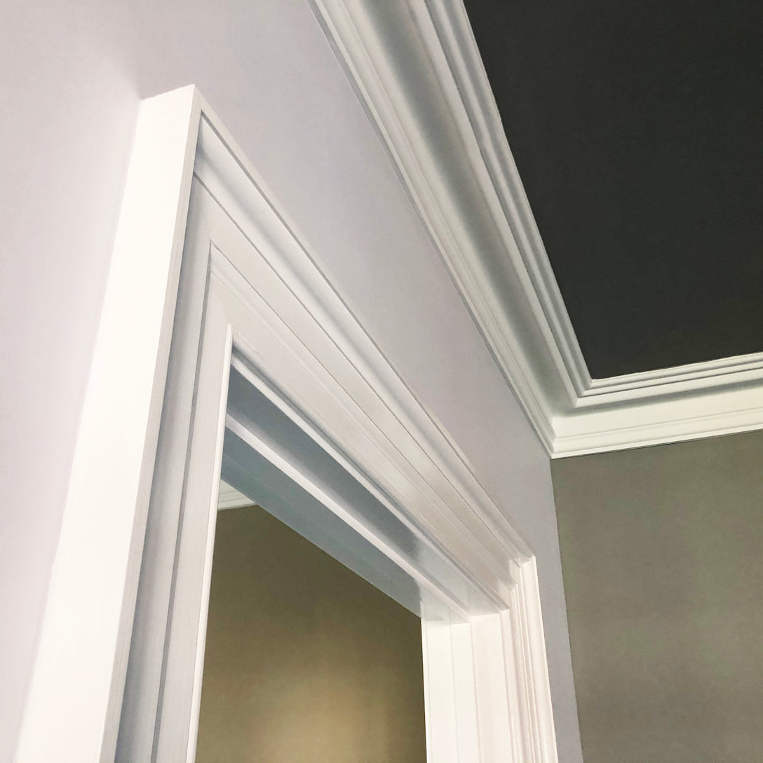 photo showing Traditional Victorian Plaster cornice 150MM