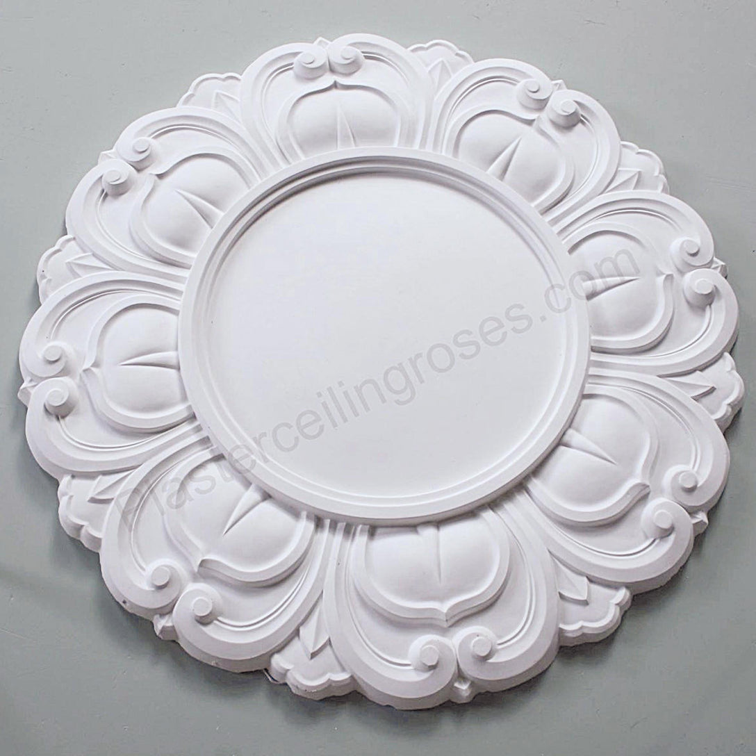 Floral plain centre ceiling rose up-close detailing