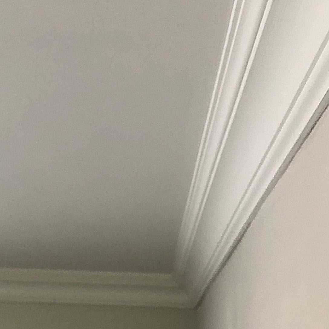 aspect of Plaster cornice 90mm Drop