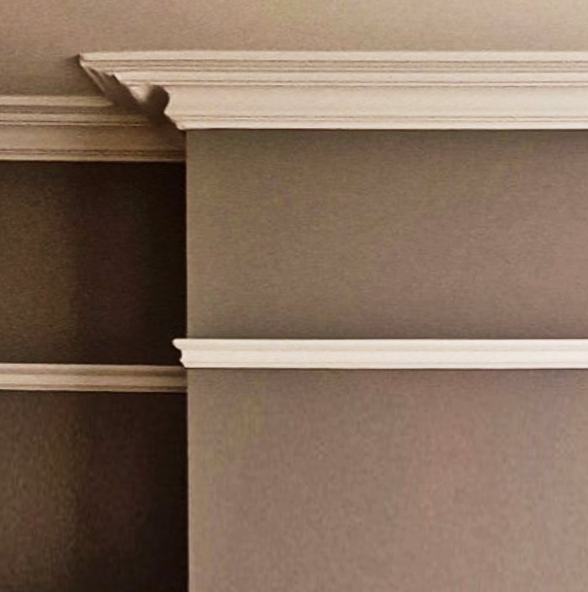 example of swan neck Plaster Coving fitted with picture rails 100mm 