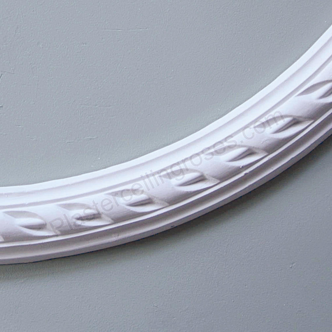 Rope Pattern Plaster Ceiling Rose close-up