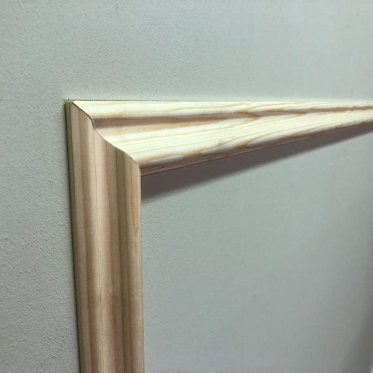 corner section of Victorian Timber Panel Mould - 28mm x 11mm