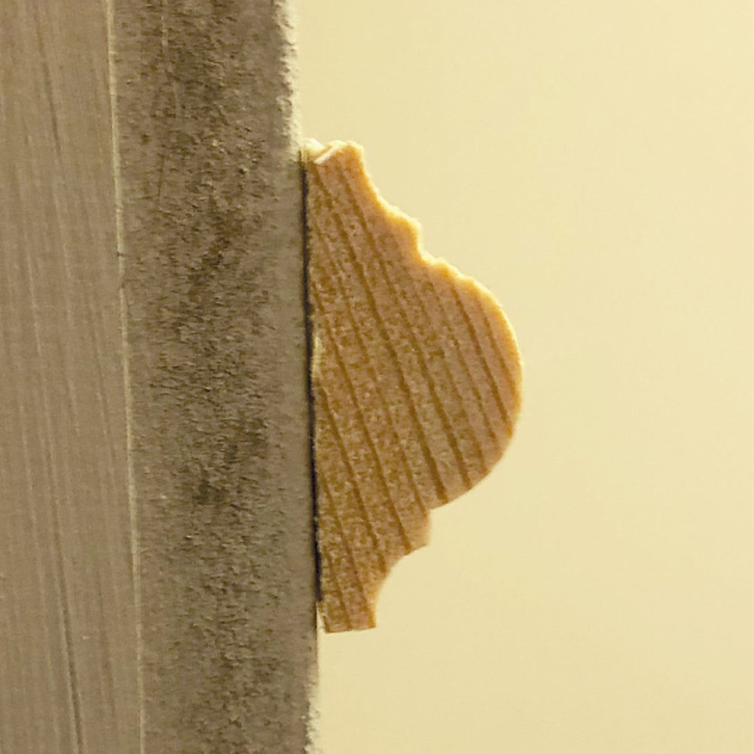 side view pf Antique Timber Panel Mould 35mm x 15mm