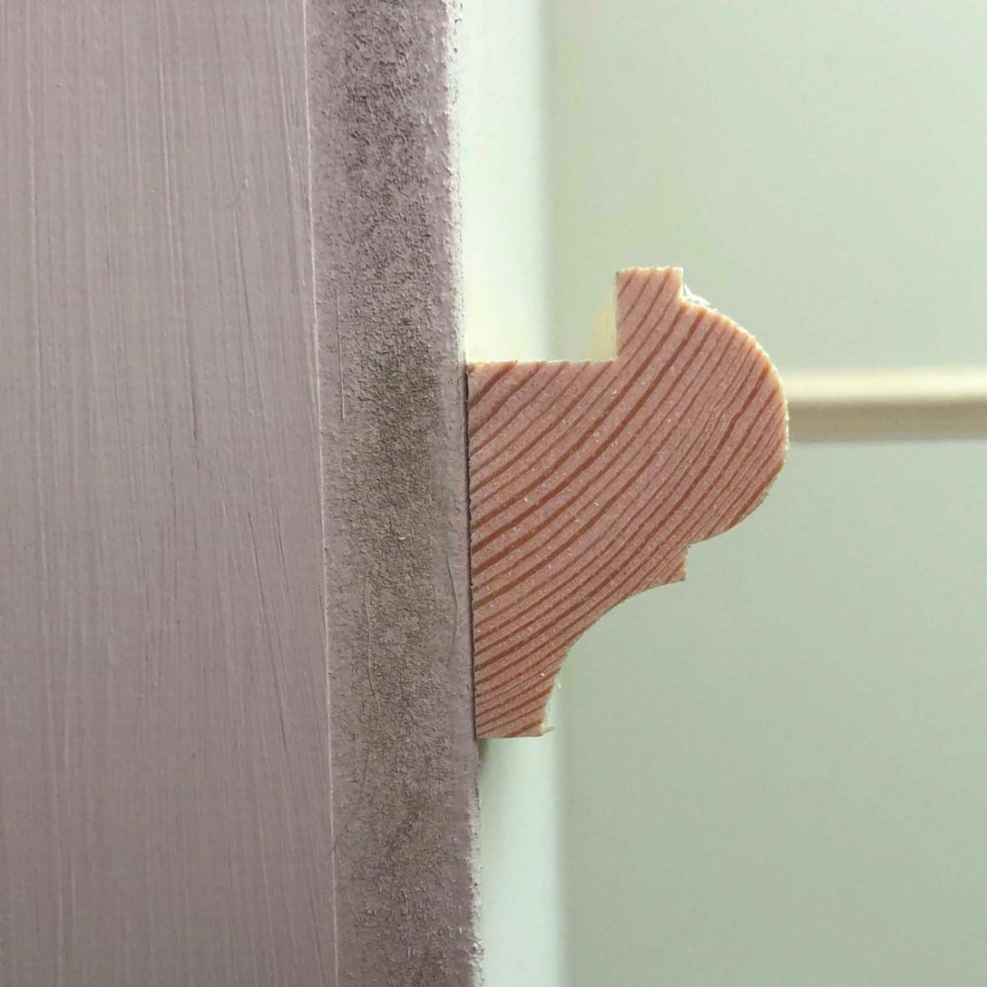 side profile of Antique Timber Panel Mould 41mm x 28mm
