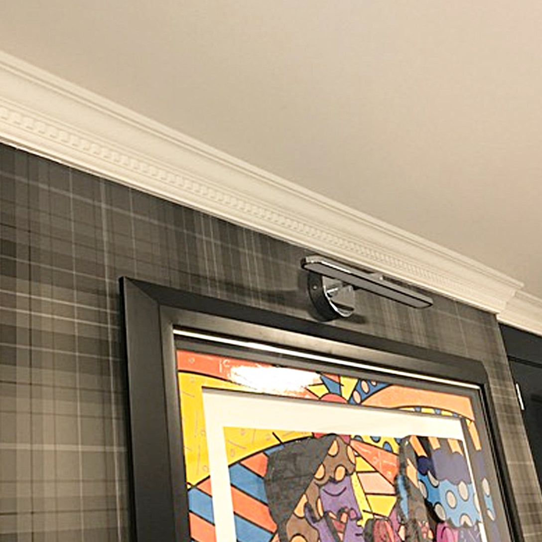 Dentil coving against grey wall