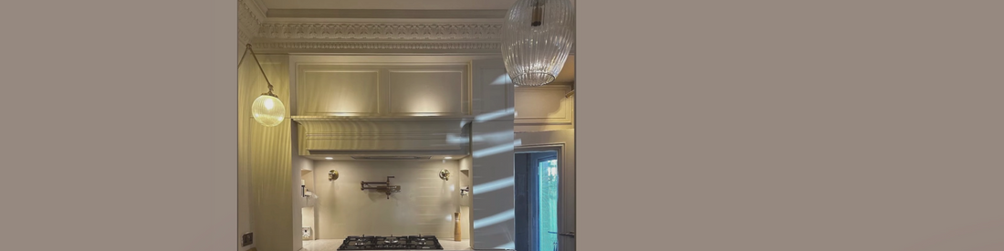 Ornate coving in modern kitchen