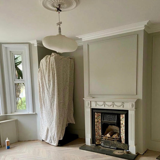 coving and ceiling rose during instillation project
