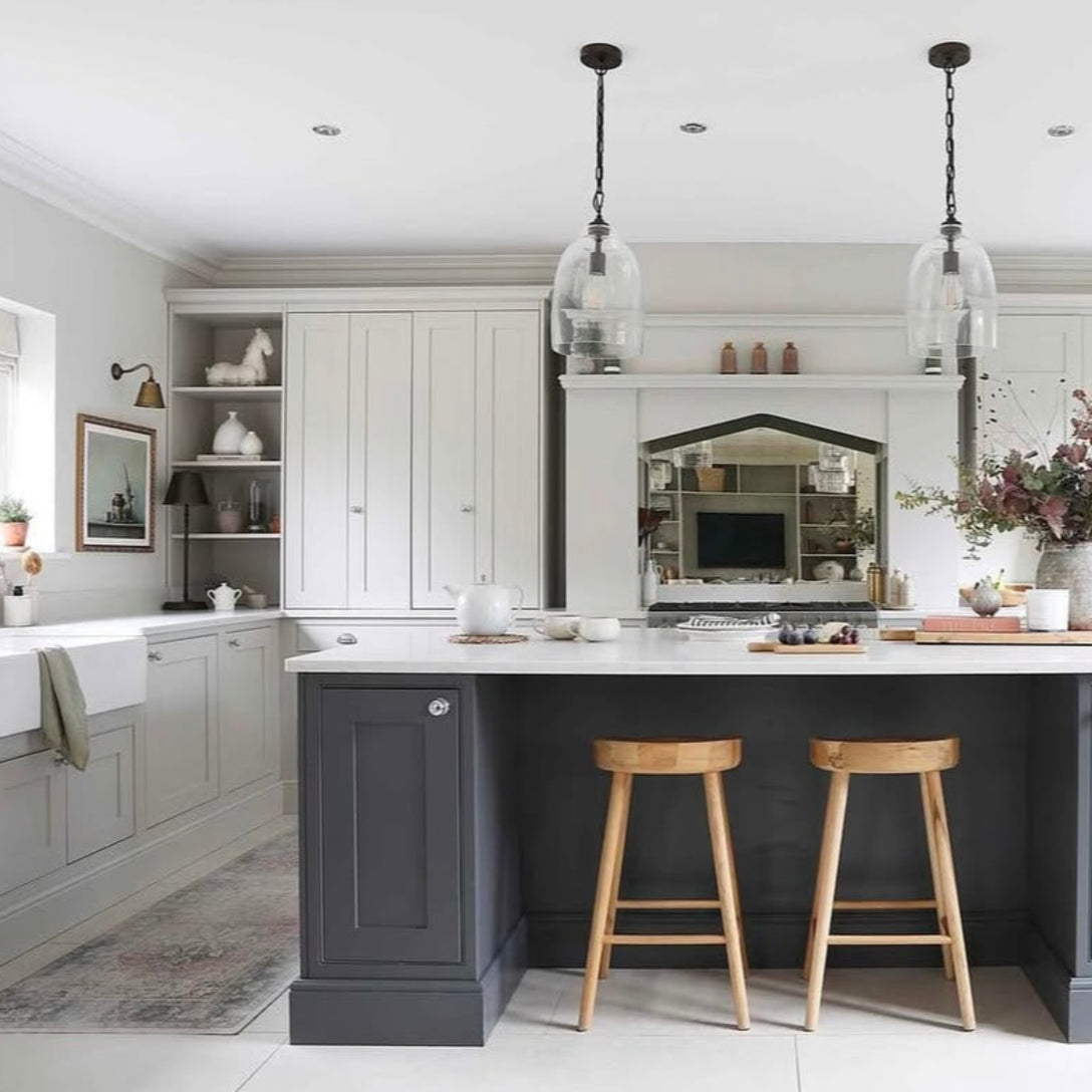 Plaster Coving Swan Neck 100mm MPC065