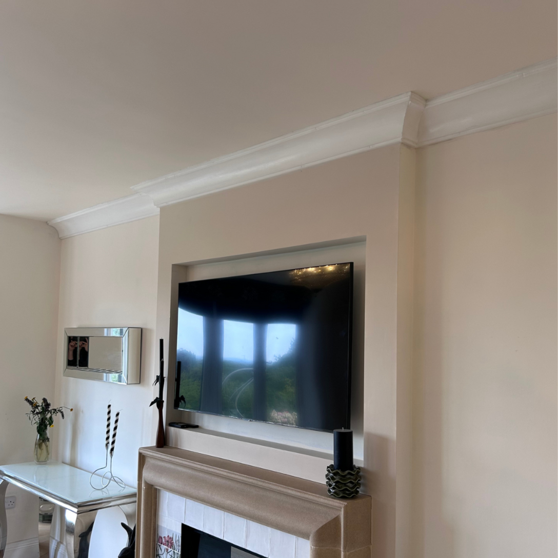 example of plain plaster coving installed on media wall 