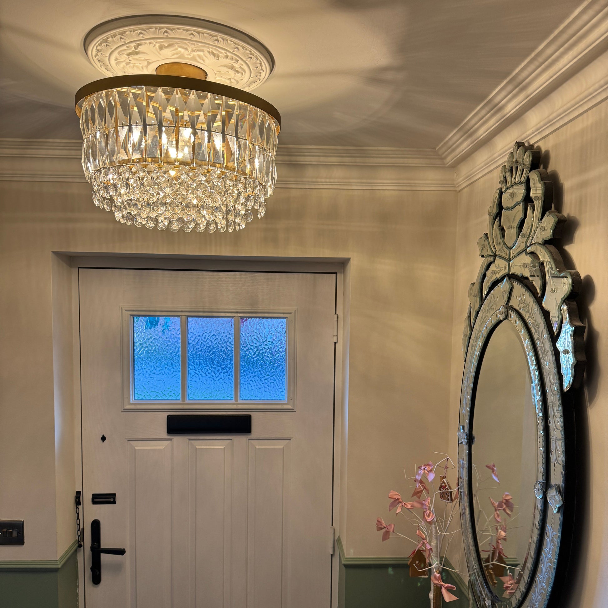 Small Victorian Ceiling Rose in Hallway