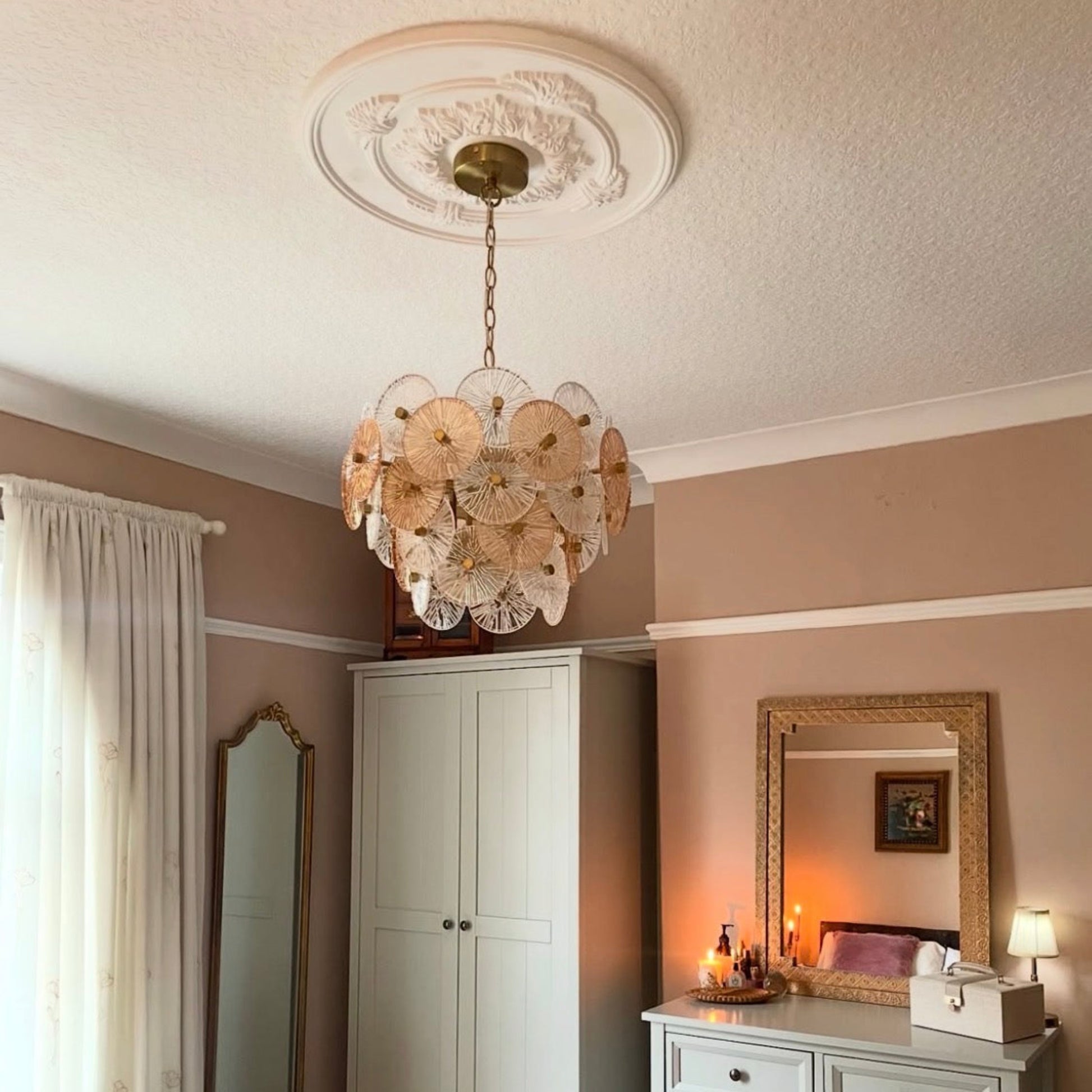 Victorian Plaster Ceiling Rose in Main Bedroom