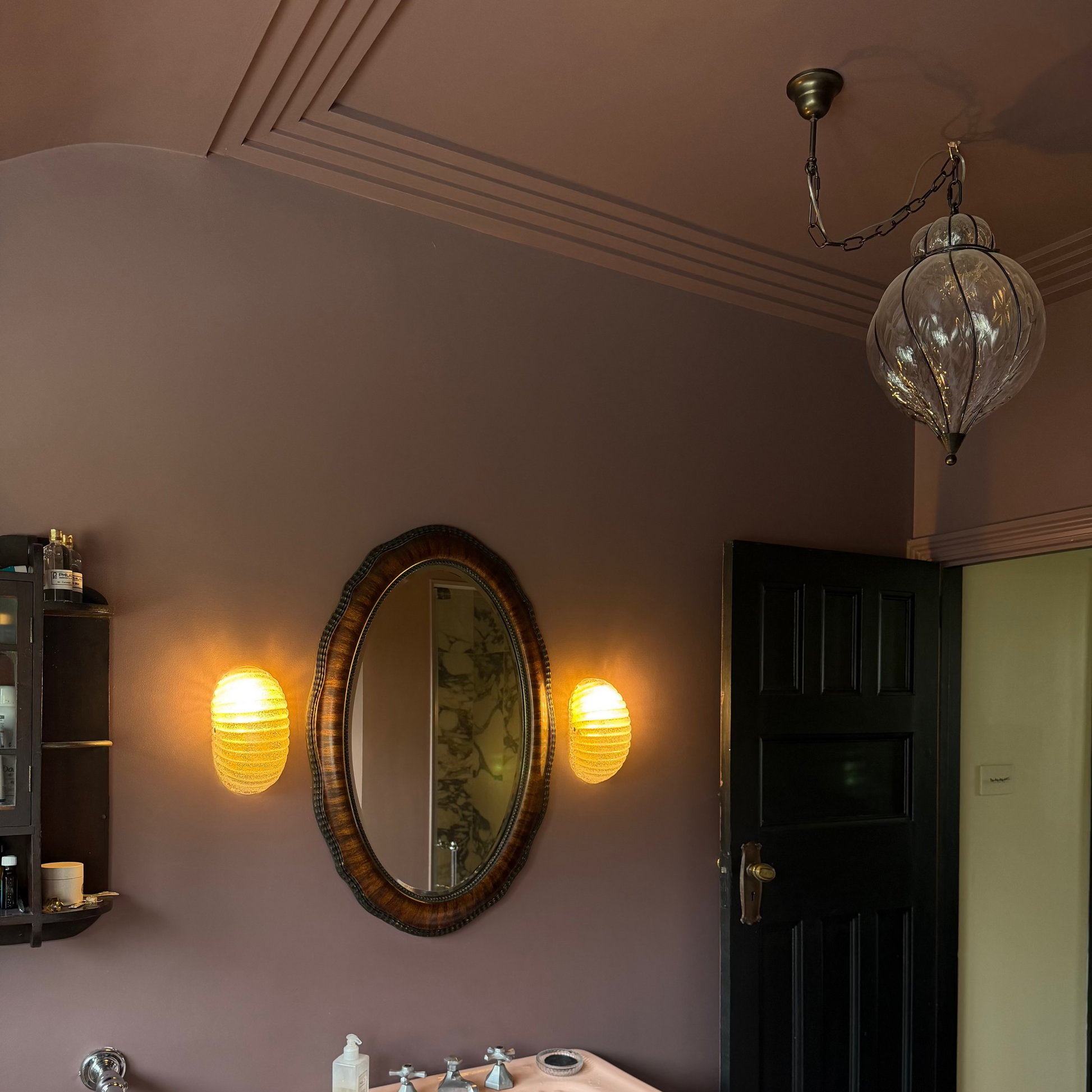 Example of Plaster Coving in Bathroom