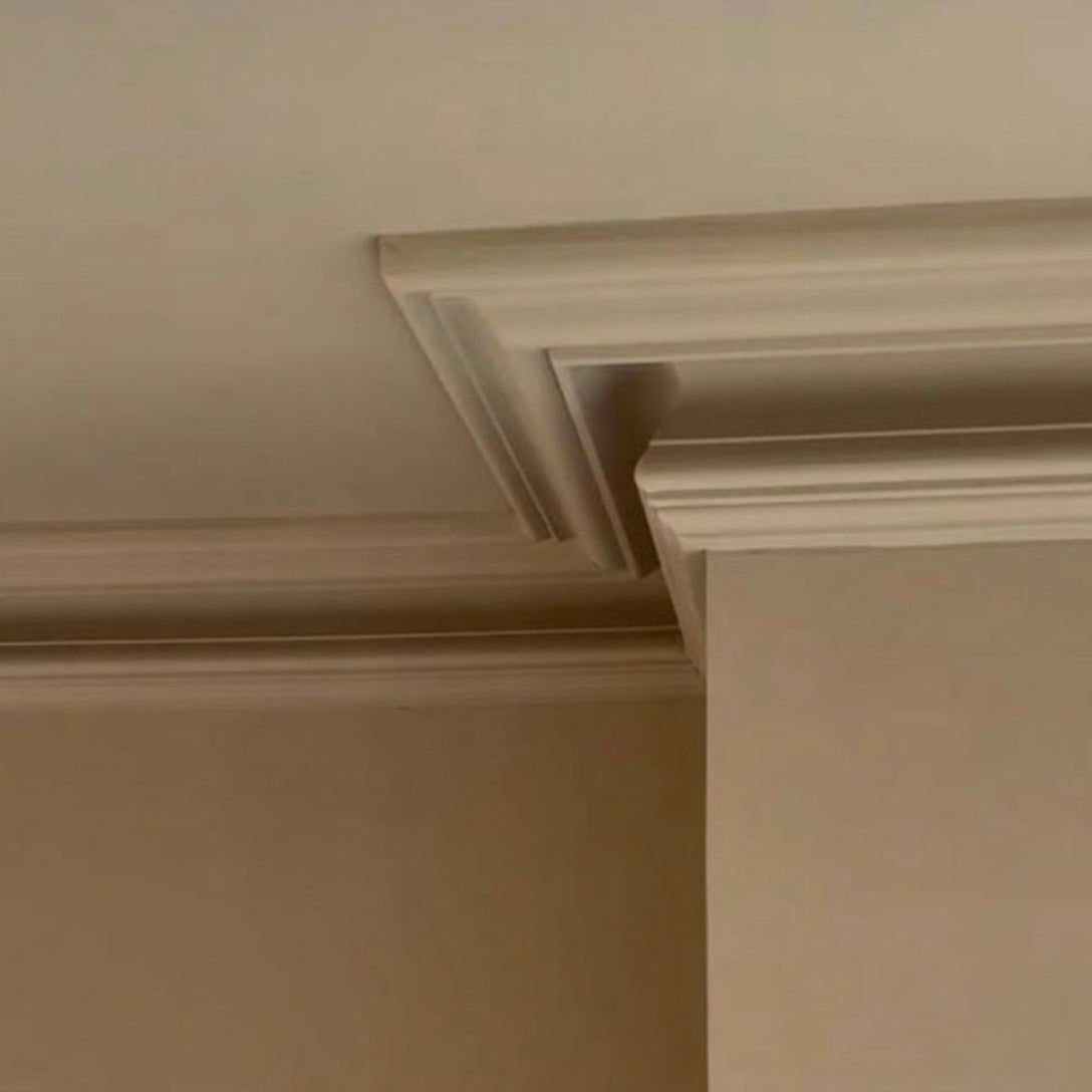 Example of installed swan neck plaster coving