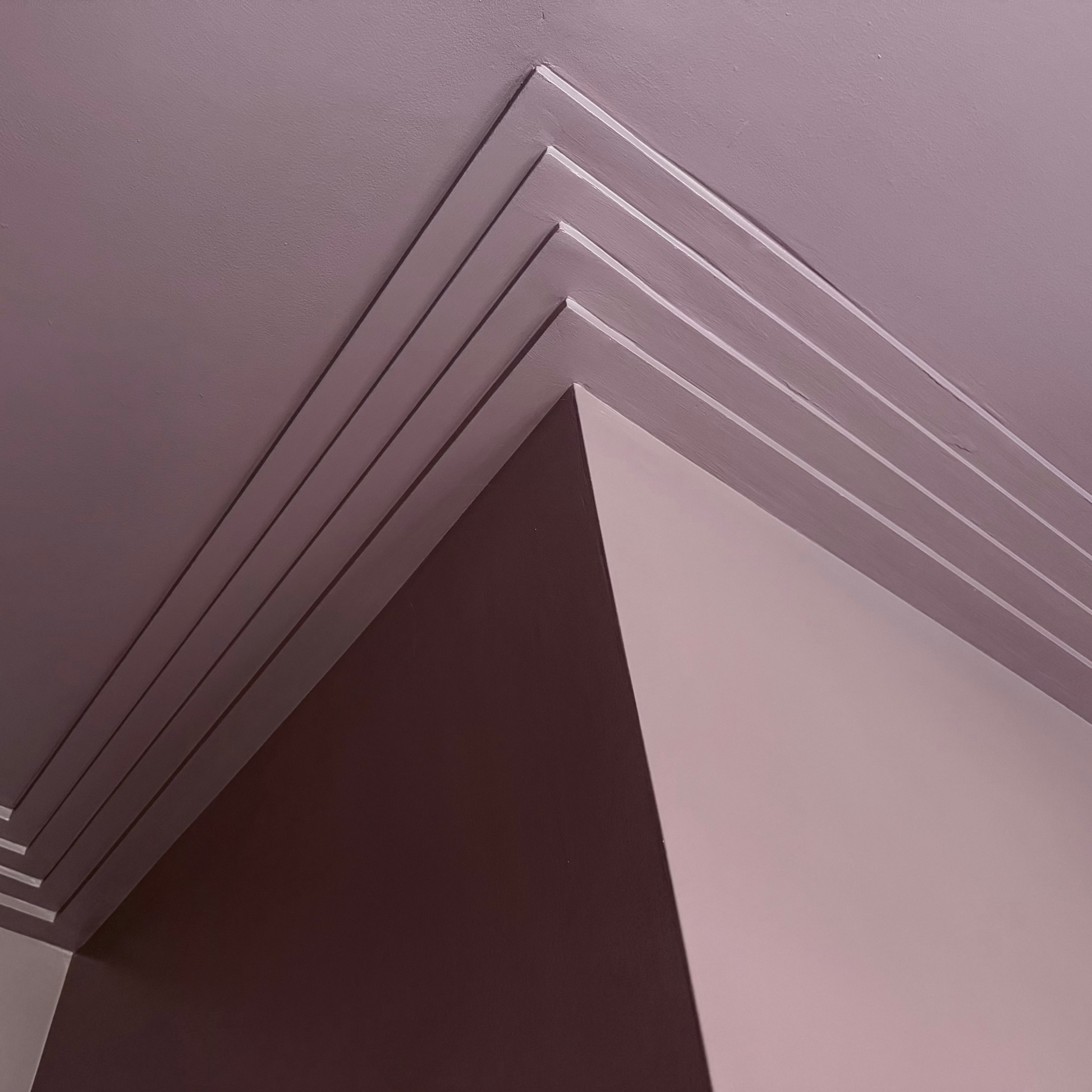 Close up of Art-Deco Plaster Coving