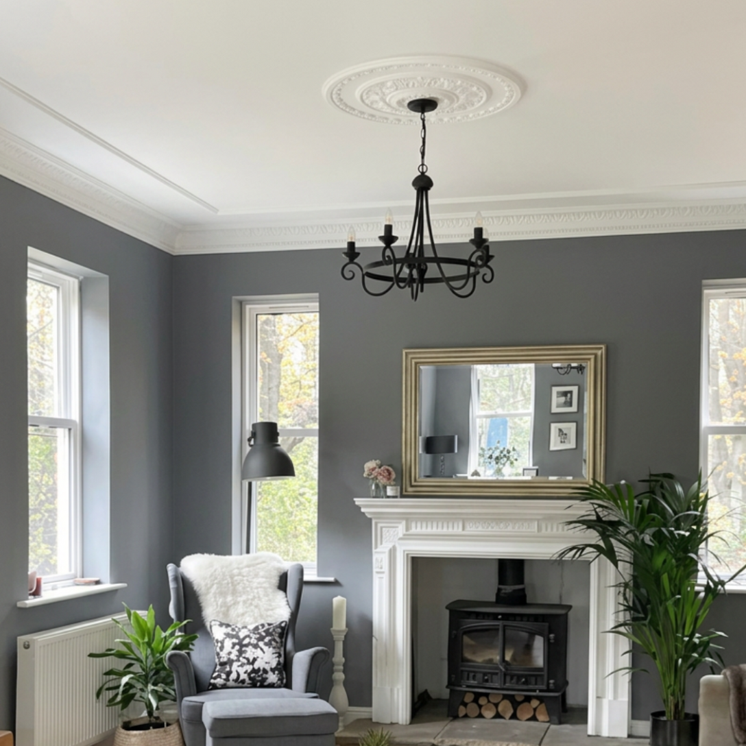 Victorian Plaster Ceiling Rose in Living Room. 
