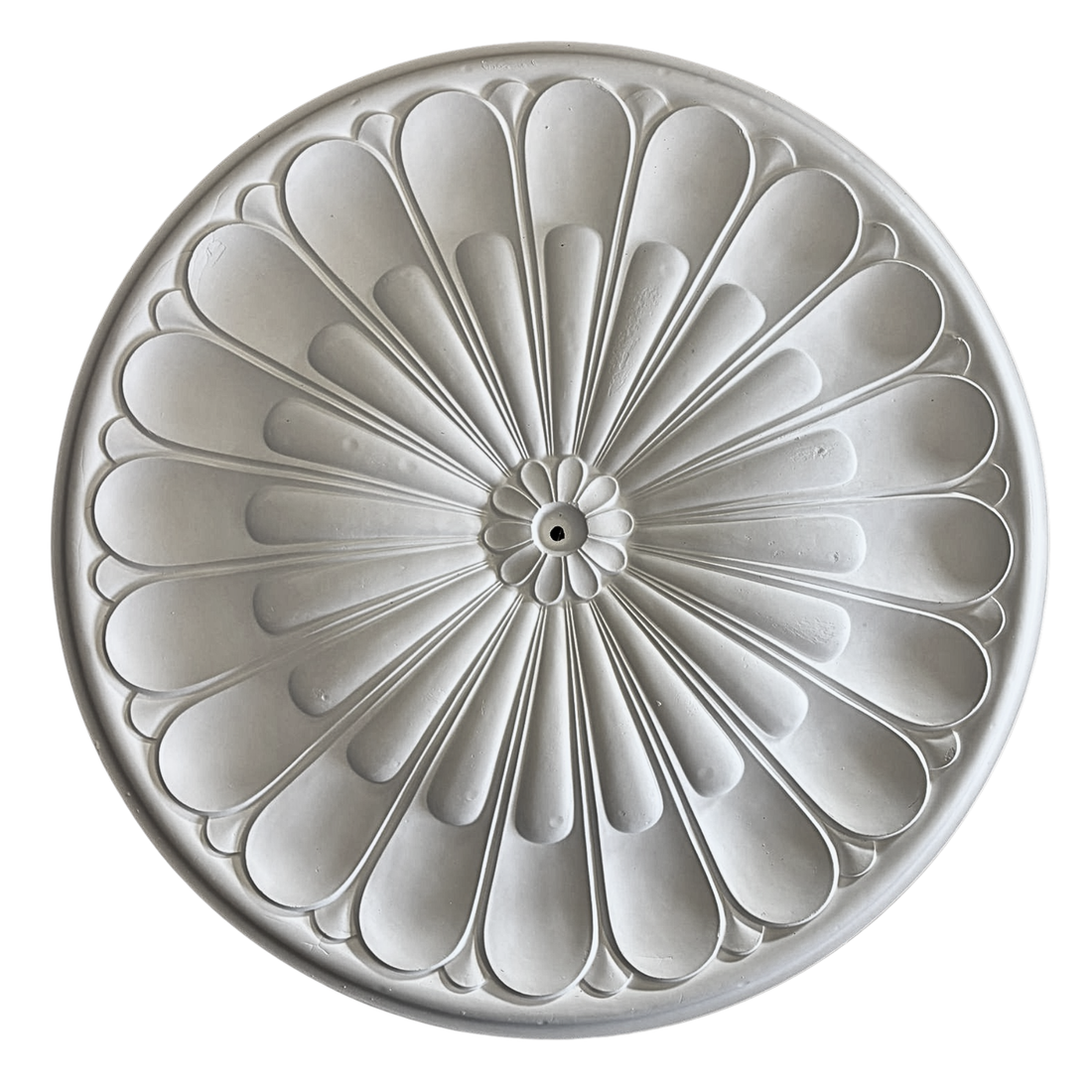 Technical diagram showing ceiling rose diameter: 680mm