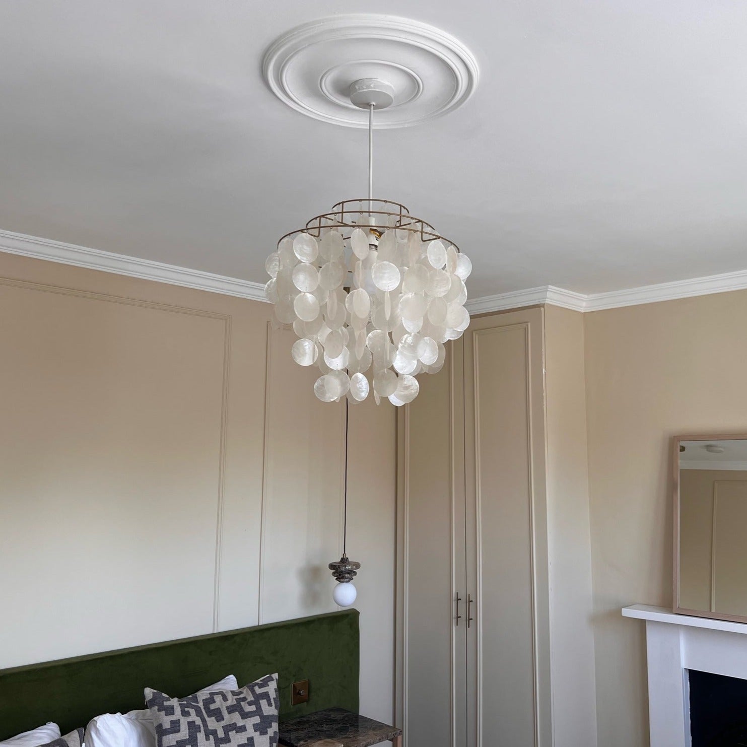 victorian plaster cornice in cream room