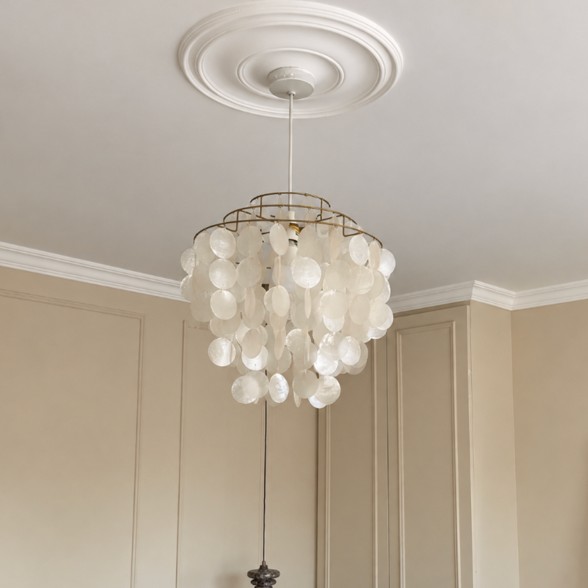 victorian plaster cornice in cream room
