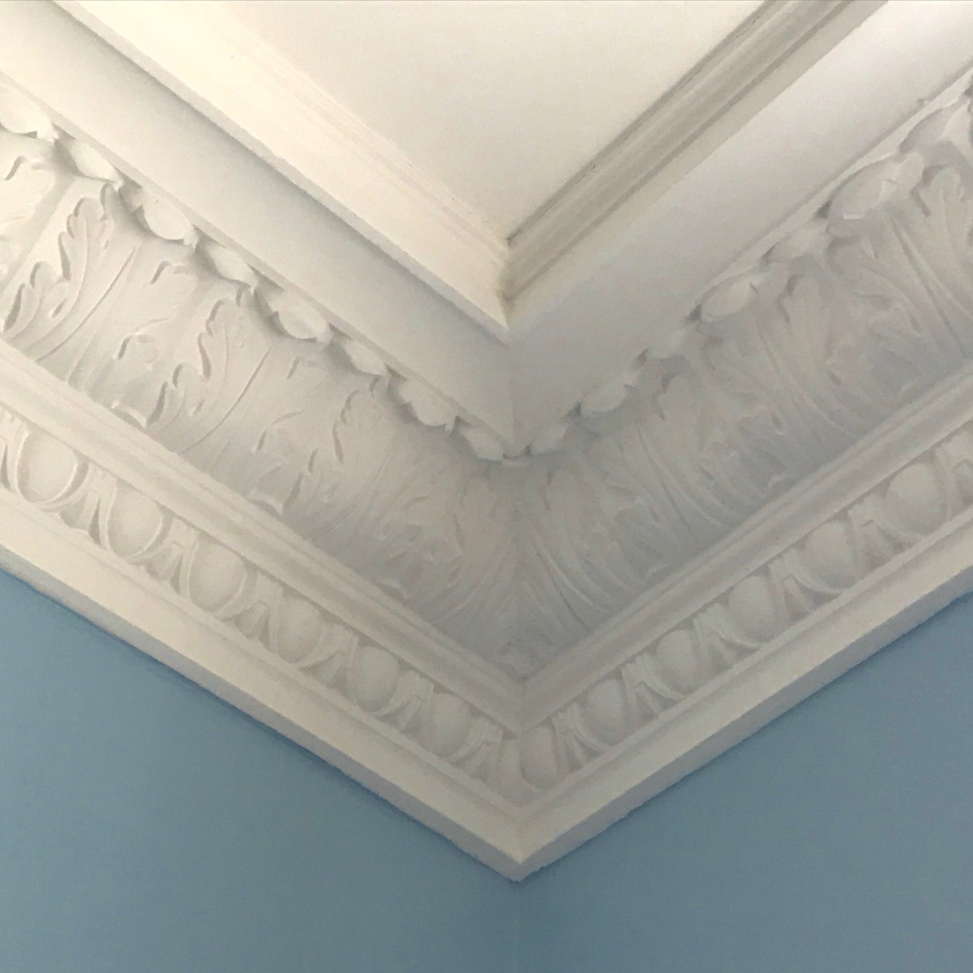 close up photo showing corner section of victorian Plaster Coving 235mm Drop 
