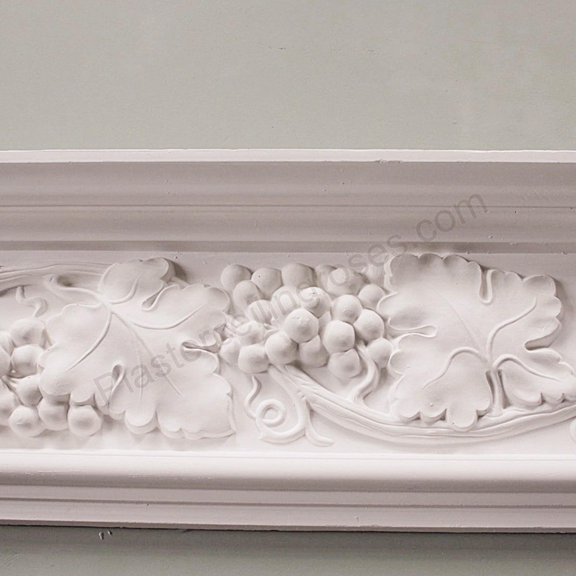 Grapes & Vine cornice in natural lighting