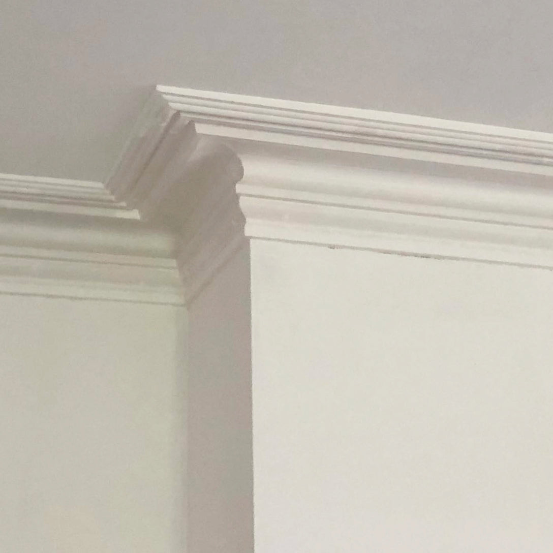 aspect of London Swan Neck Coving section150MM
