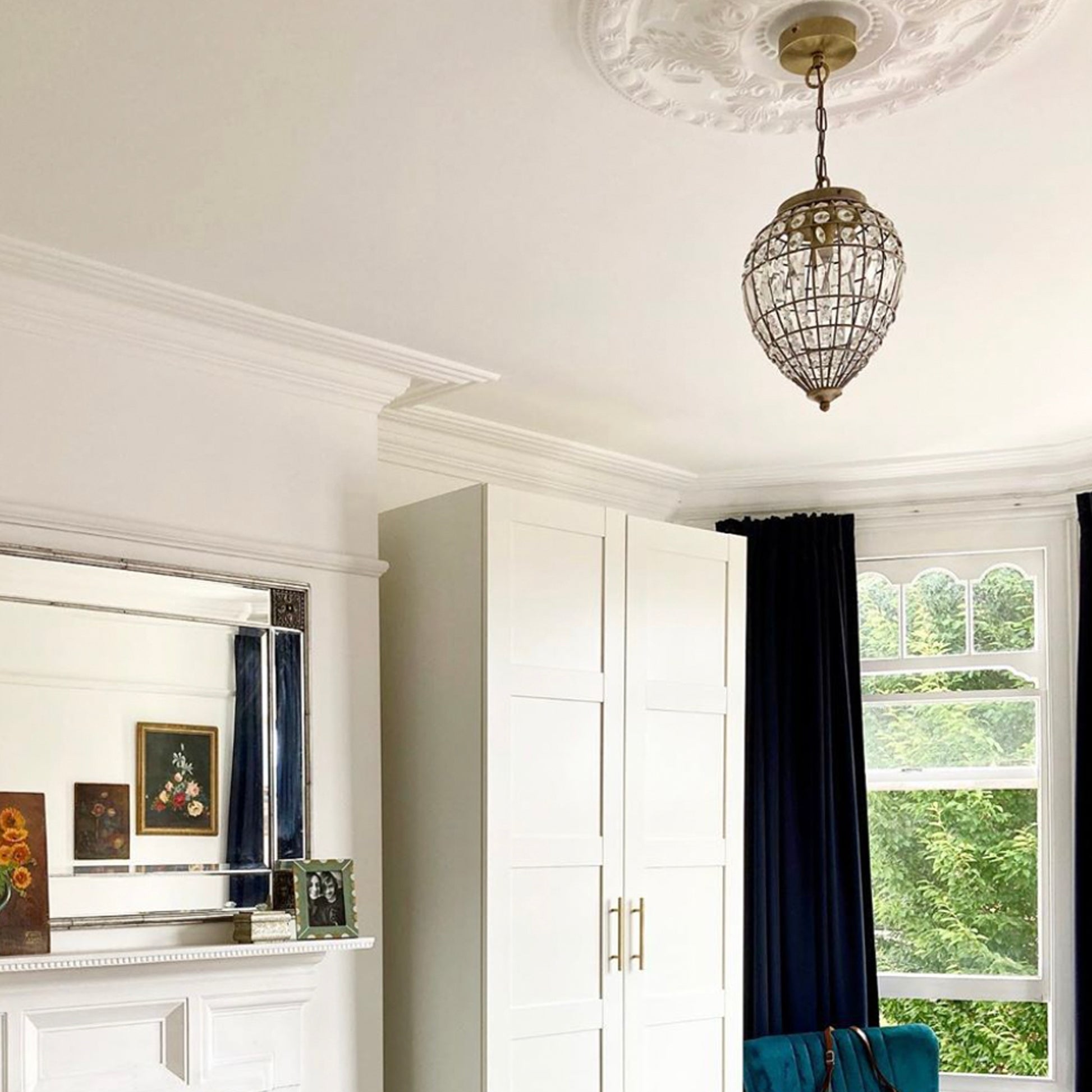 Large Acanthus Leaf Plaster Ceiling Rose near large window