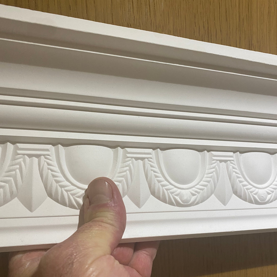 Egg & Swag coving in-hand details