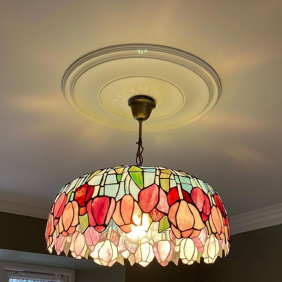 Plain Spun Plaster Ceiling Rose in main room