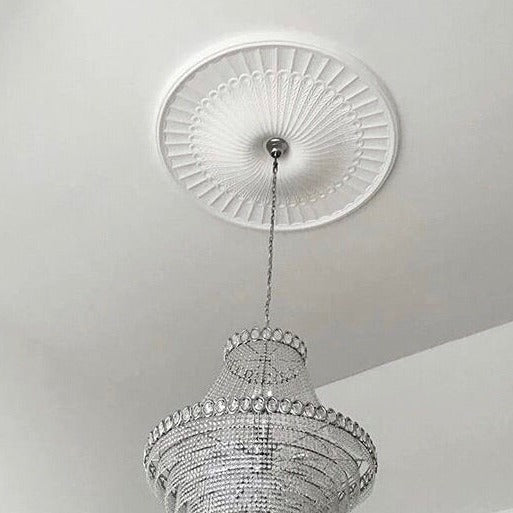 Georgian XL Plaster Ceiling Rose in white room