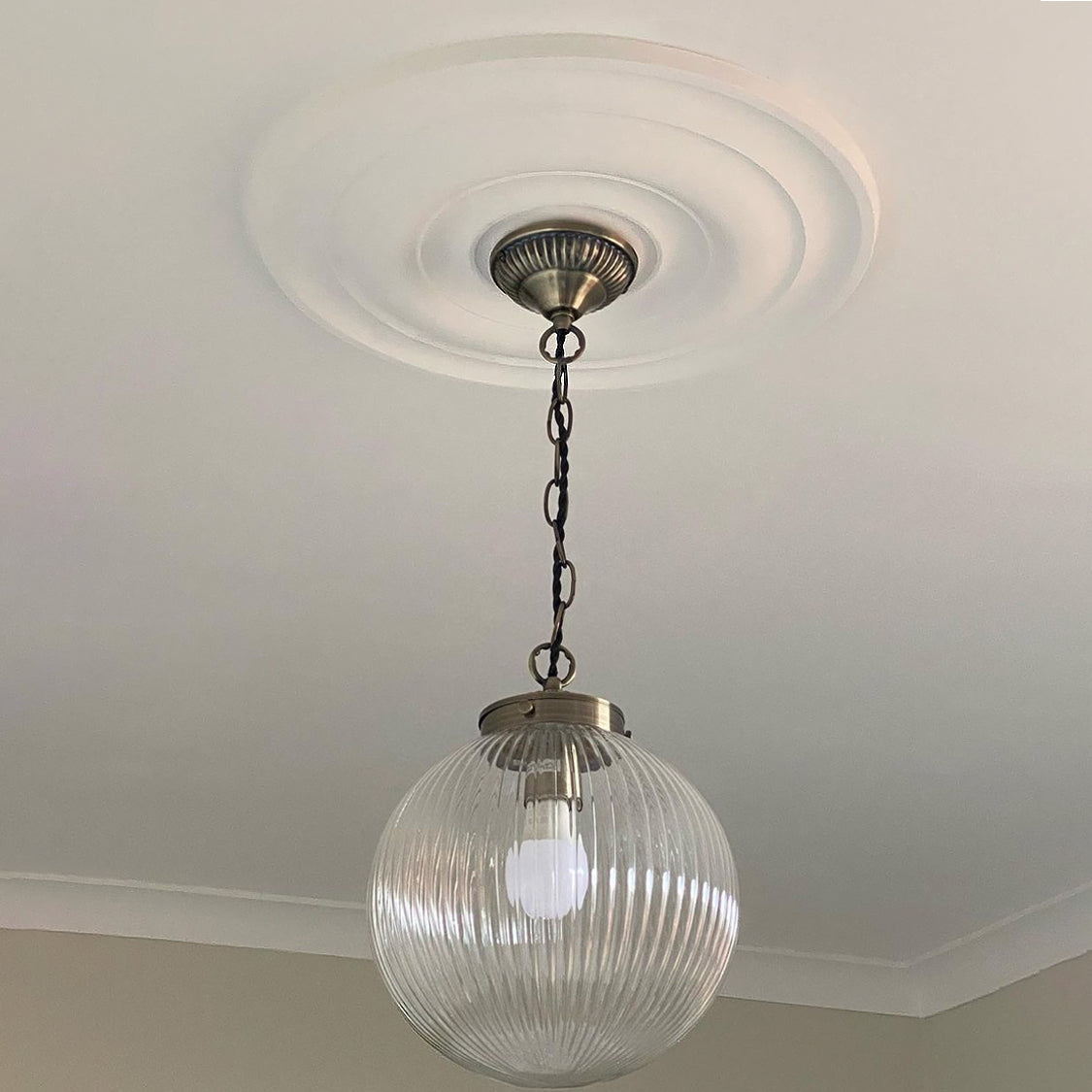 Medium Sized Ceiling Rose in main room