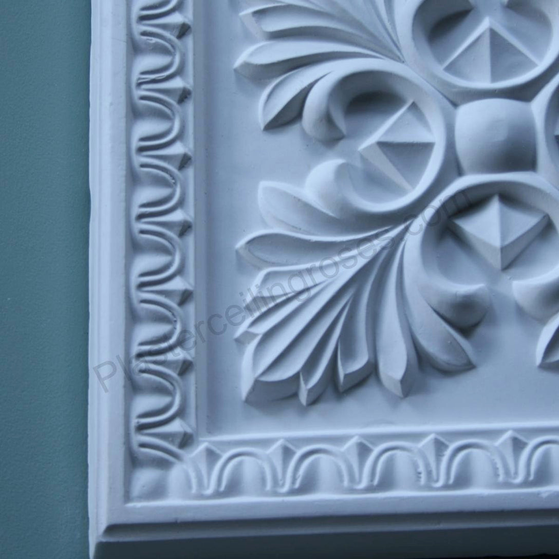 Quatrefoil Plaster Plaque corner detailing