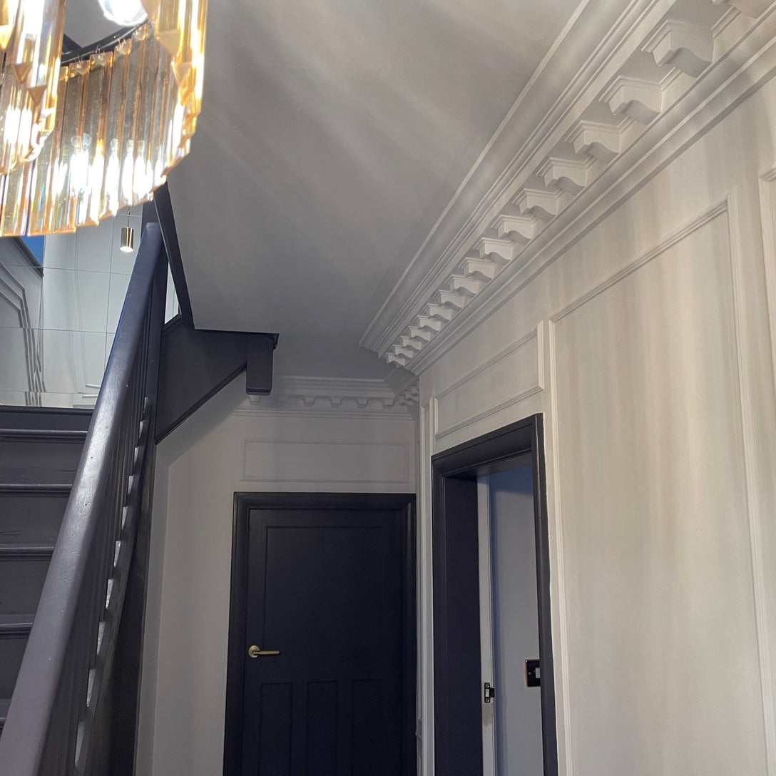 Large Victorian Modillion coving in hallway